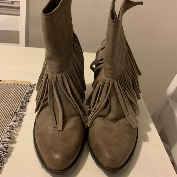 Fringe Booties - Picture 3 of 5